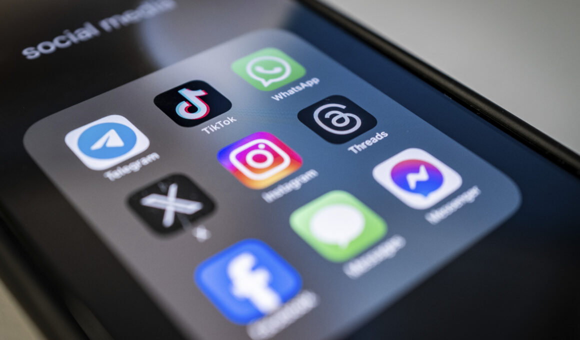 social-media-aplicații-telefon