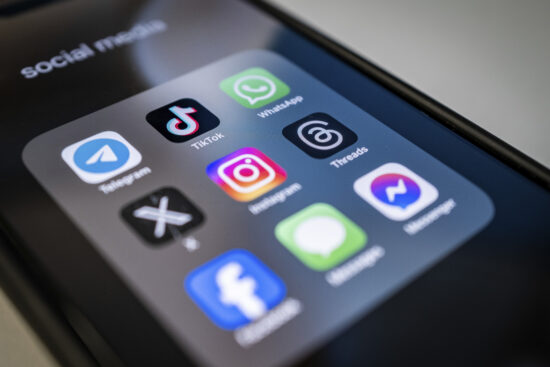 social-media-aplicații-telefon