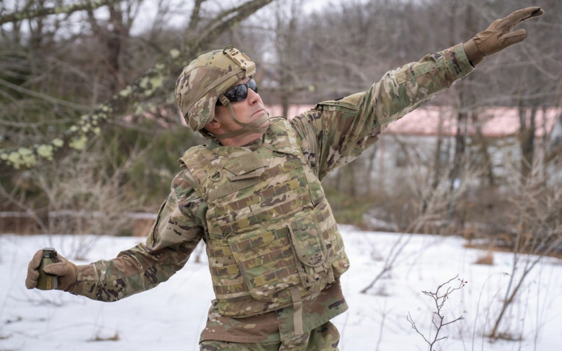 Grenadă ofensivă M111