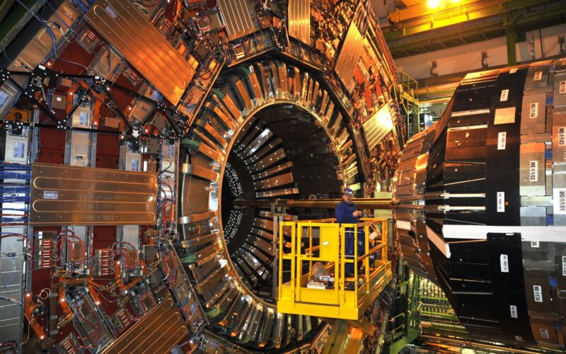 cern-antimaterie-accelerator-particule