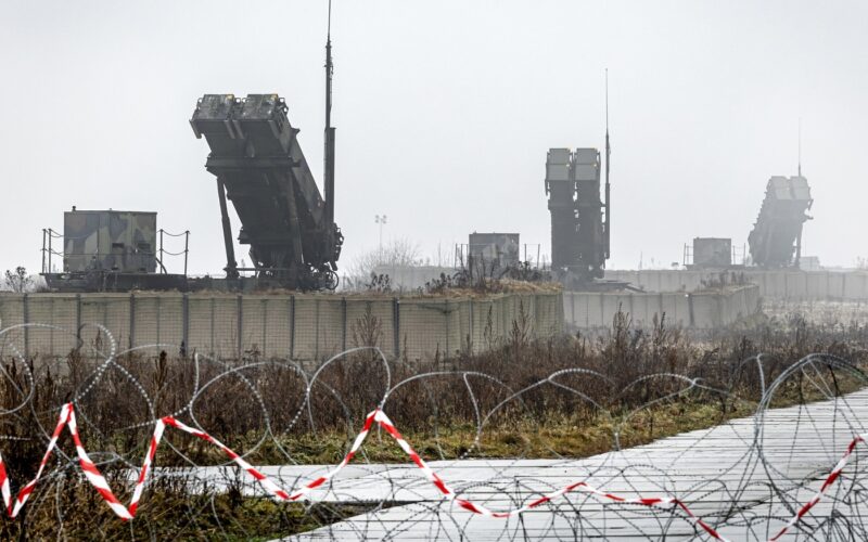 lansatoare ale unui sistem patriot